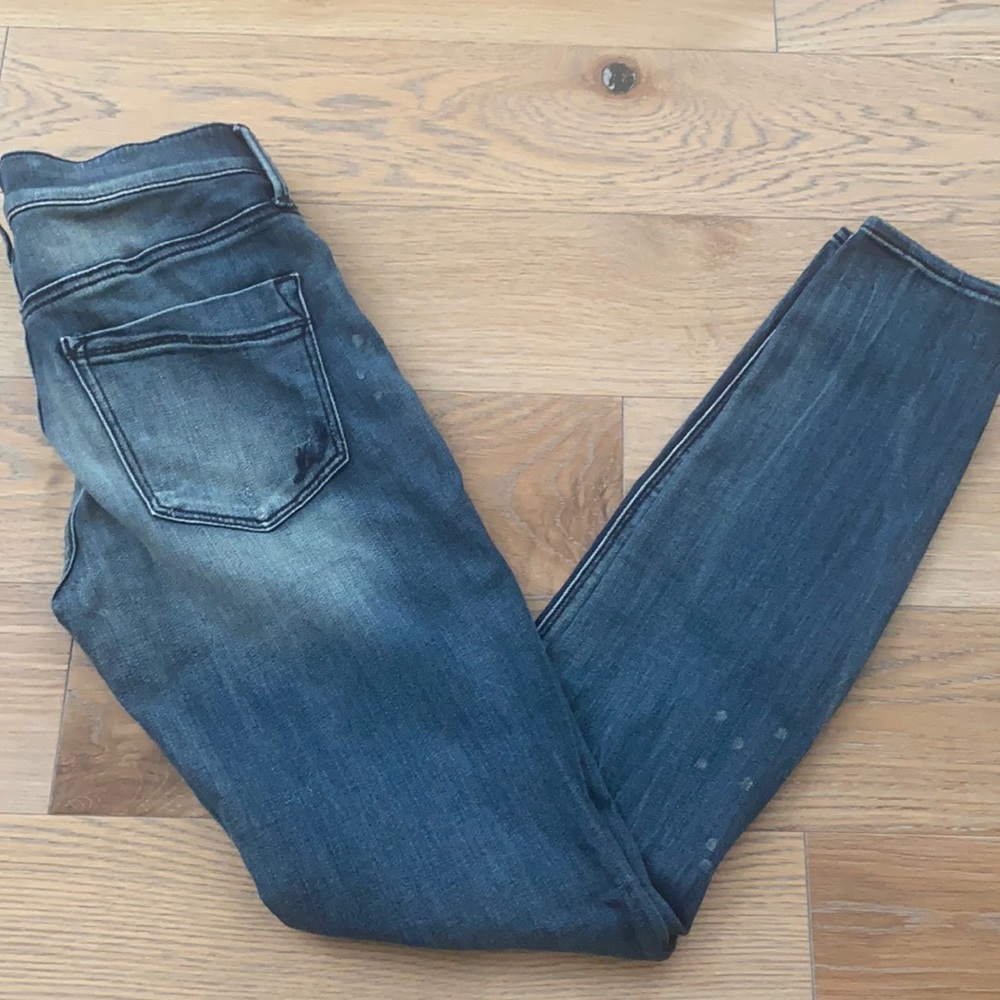 Distressed skinny jeans from Express size 00